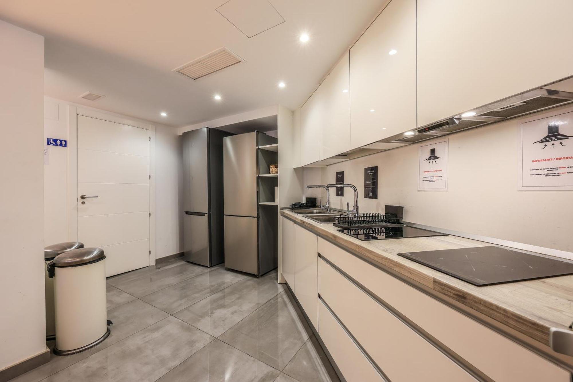 Amazinn Places Blasco De Garay 105 Madrid Exterior foto