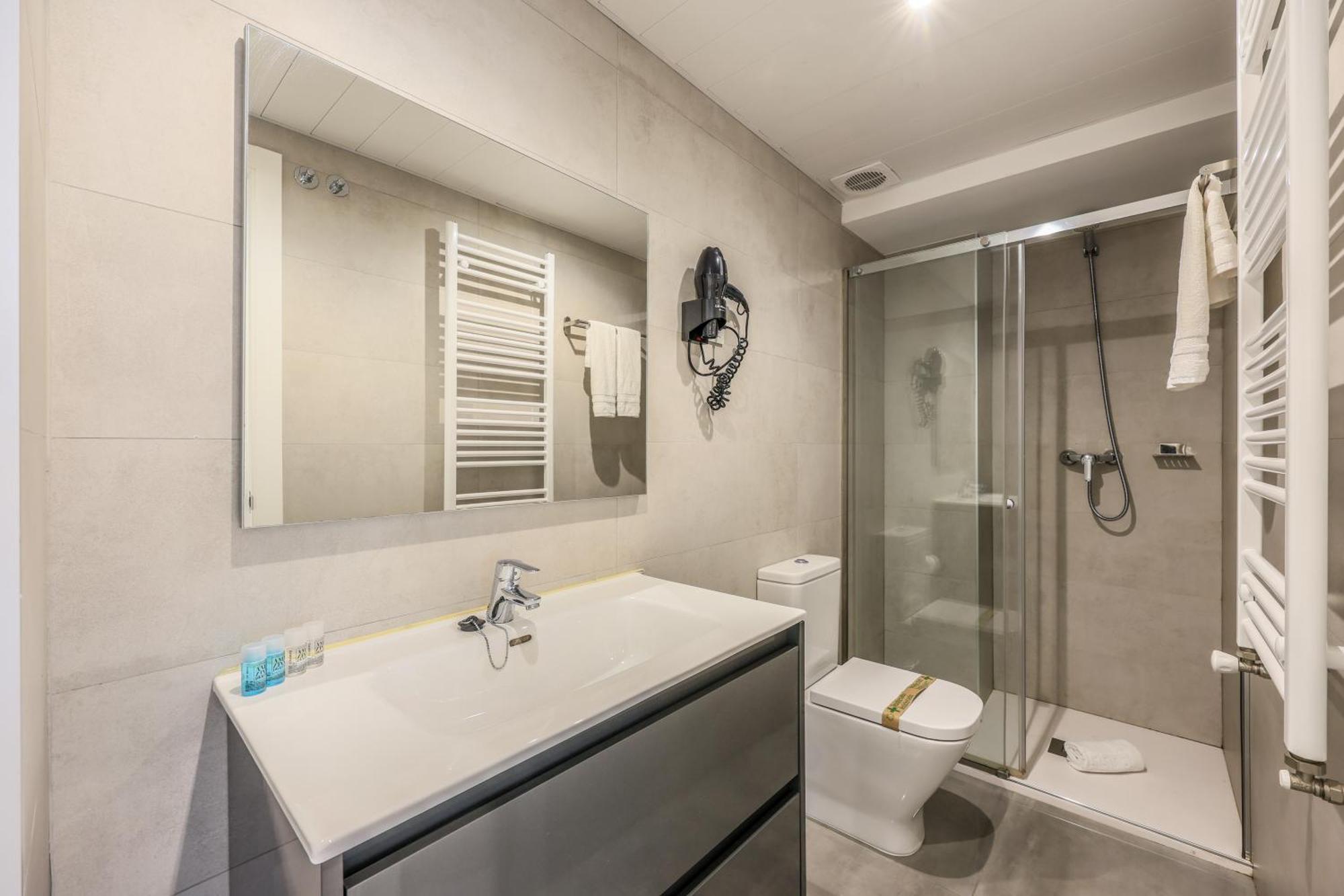Amazinn Places Blasco De Garay 105 Madrid Exterior foto