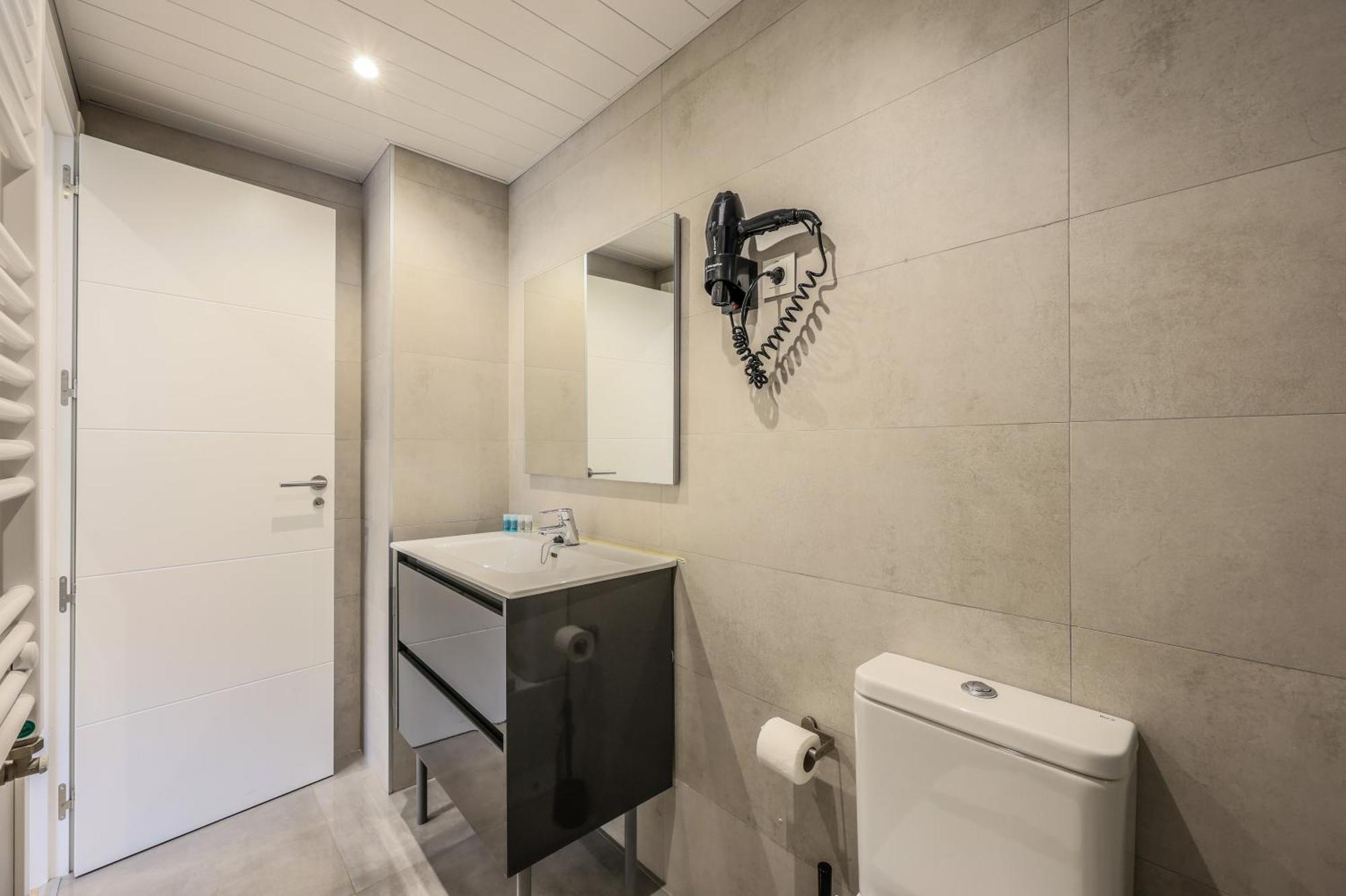Amazinn Places Blasco De Garay 105 Madrid Exterior foto